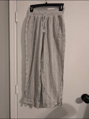 Striped Smocked-Waist Wide Leg Pants - White/Black